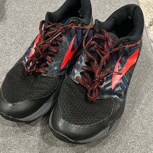 Brooks men’s Caldera 2. Size 12 medium width.